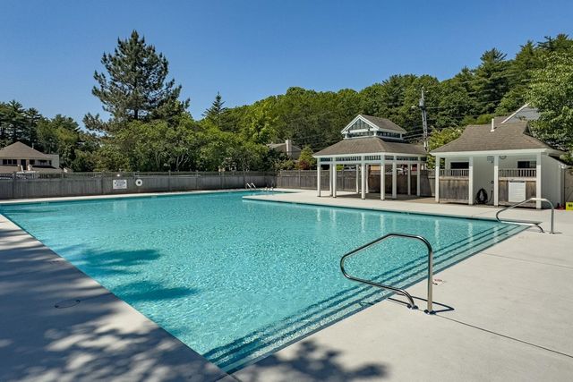 39 Spinnaker Way, Portsmouth, NH 03801