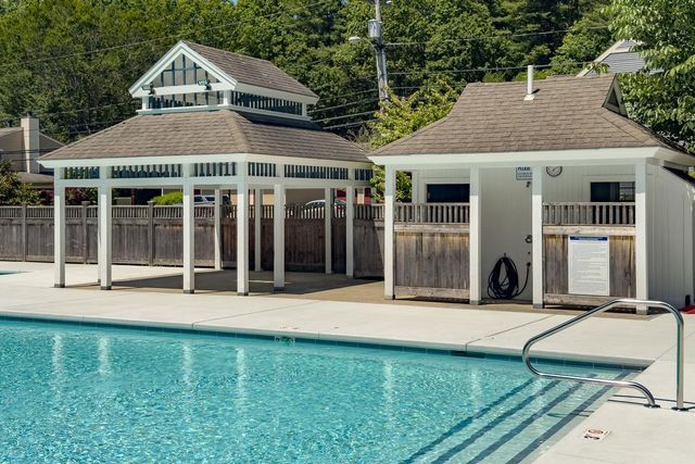 39 Spinnaker Way, Portsmouth, NH 03801