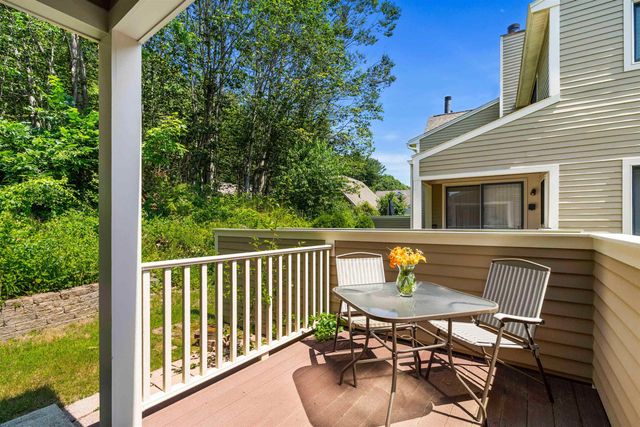 39 Spinnaker Way, Portsmouth, NH 03801