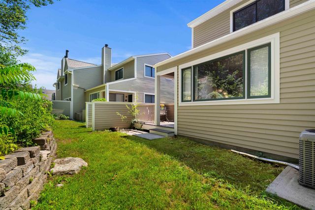 39 Spinnaker Way, Portsmouth, NH 03801