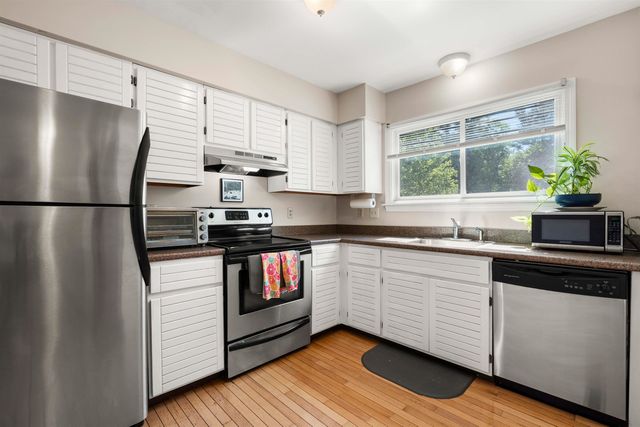 39 Spinnaker Way, Portsmouth, NH 03801