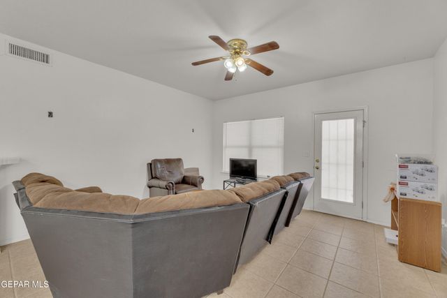 14737 Mountain Breeze Avenue, Horizon City, TX 79928