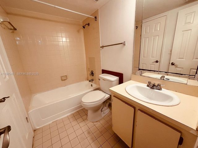 9831 Nob Hill Ct 9831, Sunrise, FL 33351