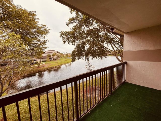 9831 Nob Hill Ct 9831, Sunrise, FL 33351