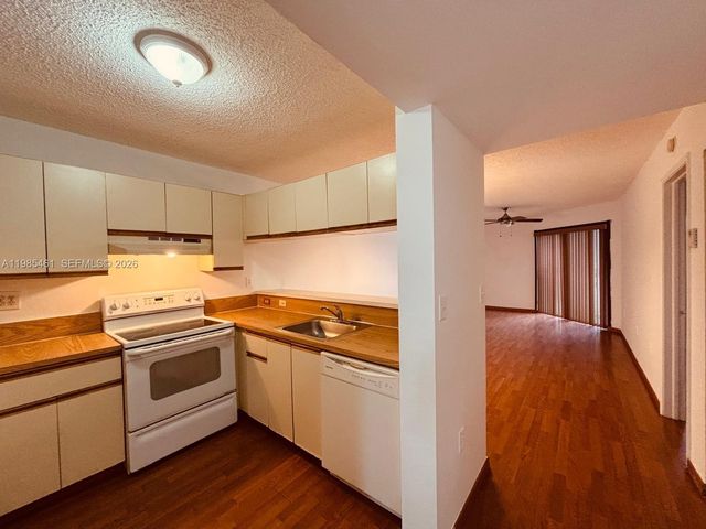 9831 Nob Hill Ct 9831, Sunrise, FL 33351