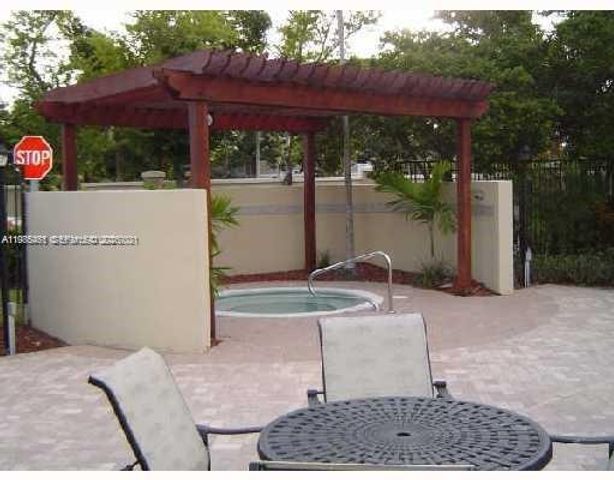 9831 Nob Hill Ct 9831, Sunrise, FL 33351