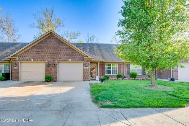 5816 Shepherd Crossing Dr, Louisville, KY 40219