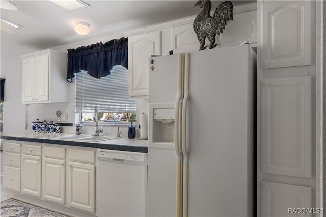 2540 E Loma Court, Hernando, FL 34442