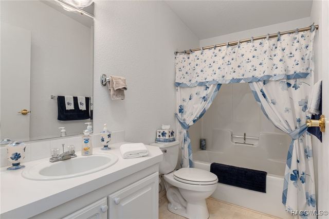 2540 E Loma Court, Hernando, FL 34442