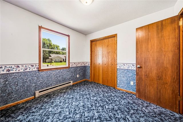 1682 Sugar Creek Creek, Rock Creek, OH 44084