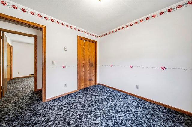 1682 Sugar Creek Creek, Rock Creek, OH 44084
