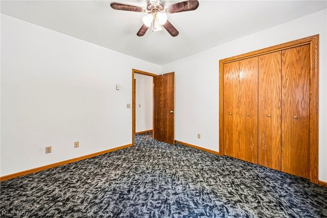 1682 Sugar Creek Creek, Rock Creek, OH 44084