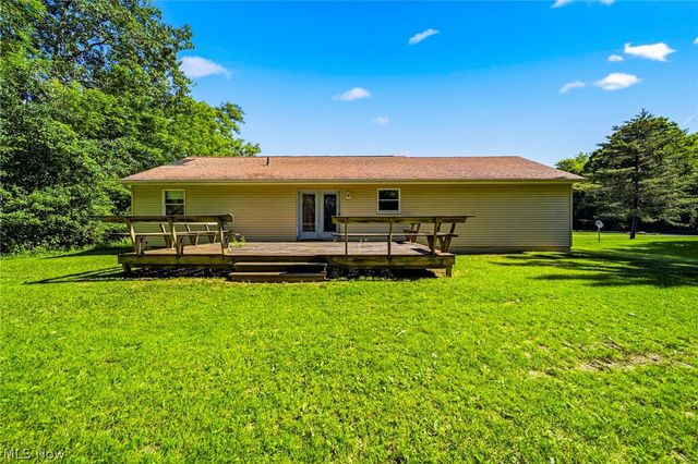 1682 Sugar Creek Creek, Rock Creek, OH 44084