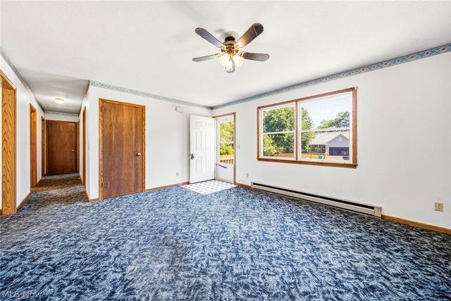1682 Sugar Creek Creek, Rock Creek, OH 44084