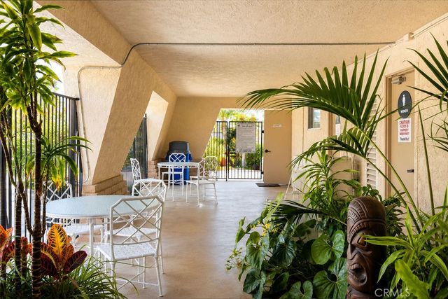 24921 Muirlands Boulevard 276, Lake Forest, CA 92630