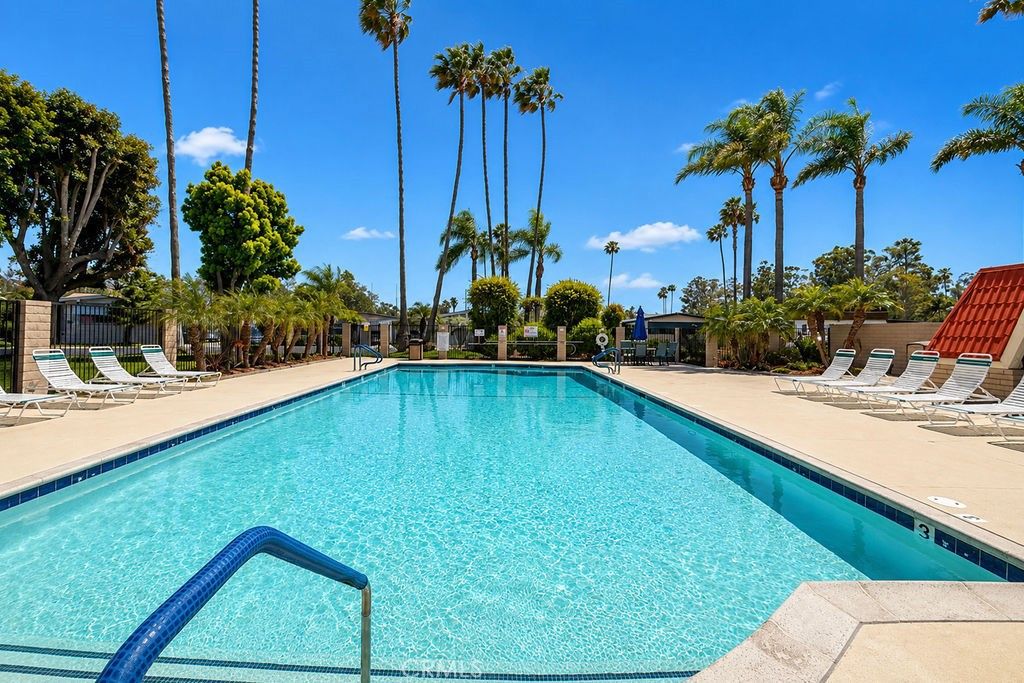 24921 Muirlands Boulevard 276, Lake Forest, CA 92630 — photo 4