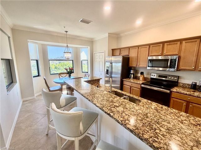9834 Giaveno CIR # 1742, Naples, FL 34113