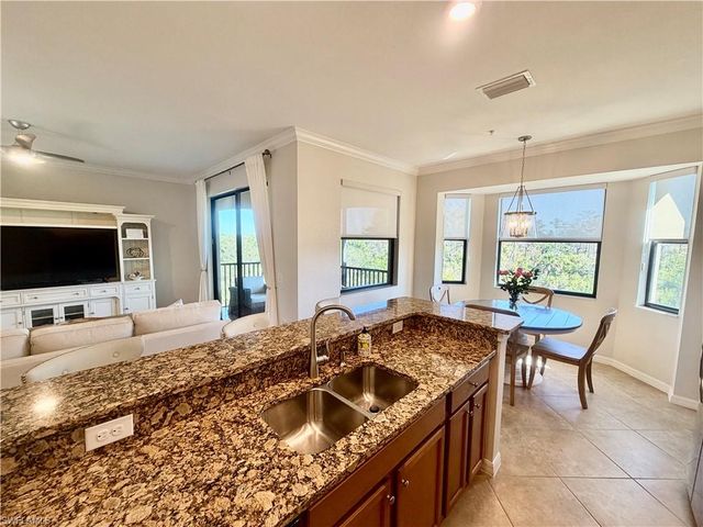 9834 Giaveno CIR # 1742, Naples, FL 34113