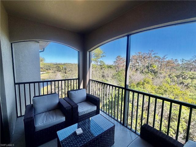 9834 Giaveno CIR # 1742, Naples, FL 34113