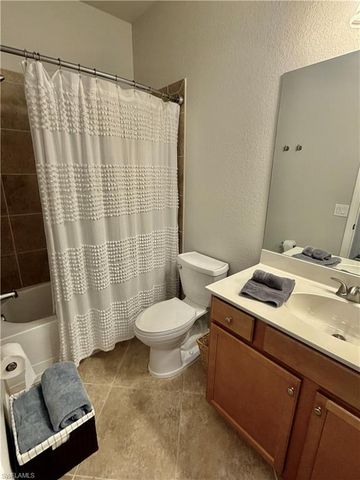 9834 Giaveno CIR # 1742, Naples, FL 34113