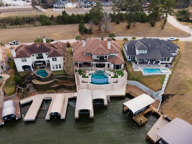 14640 Whistling Oak Drive, Conroe, TX 77356