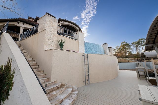 14640 Whistling Oak Drive, Conroe, TX 77356