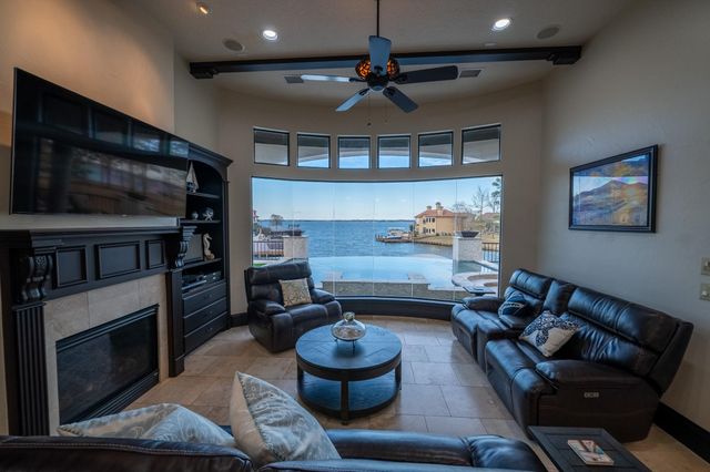 14640 Whistling Oak Drive, Conroe, TX 77356