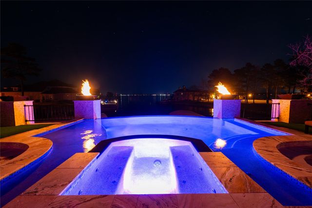 14640 Whistling Oak Drive, Conroe, TX 77356