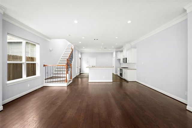 1611 Summer Street B, Houston, TX 77007