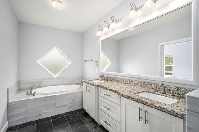 1611 Summer Street B, Houston, TX 77007