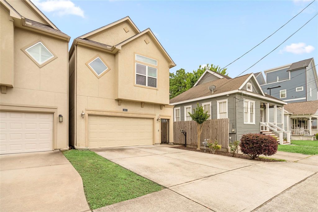 1611 Summer Street B, Houston, TX 77007