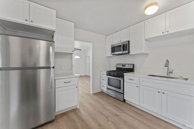 1295 Hemlock St, Napa, CA 94559