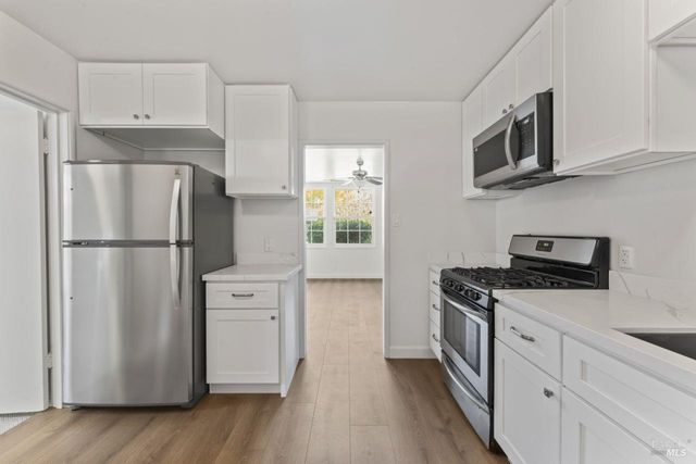 1295 Hemlock St, Napa, CA 94559