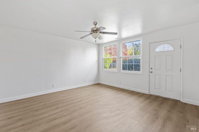 1295 Hemlock St, Napa, CA 94559