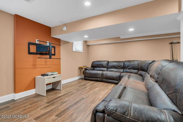 57 Nautilus Drive W, Leonardo, NJ 07737