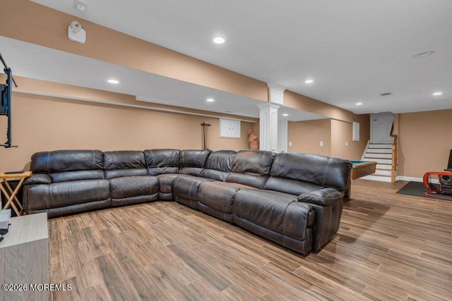 57 Nautilus Drive W, Leonardo, NJ 07737