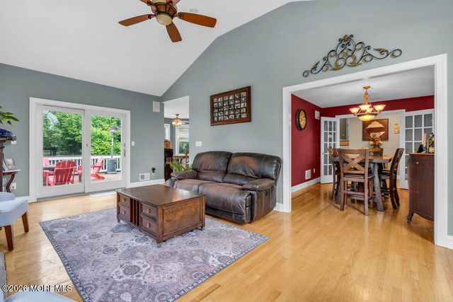 57 Nautilus Drive W, Leonardo, NJ 07737