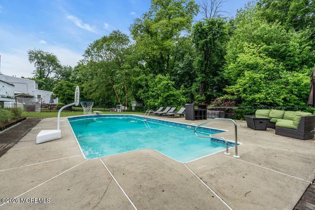 57 Nautilus Drive W, Leonardo, NJ 07737