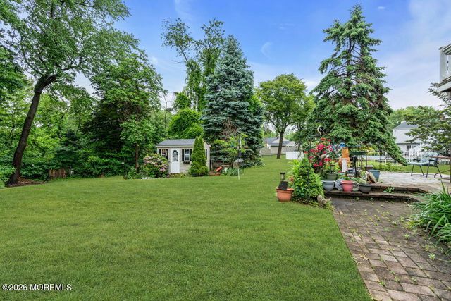 57 Nautilus Drive W, Leonardo, NJ 07737