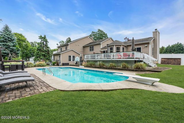 57 Nautilus Drive W, Leonardo, NJ 07737