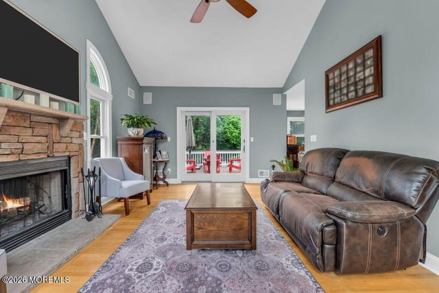 57 Nautilus Drive W, Leonardo, NJ 07737