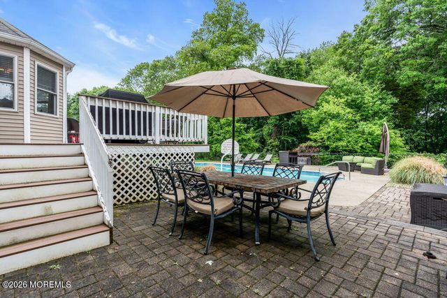 57 Nautilus Drive W, Leonardo, NJ 07737