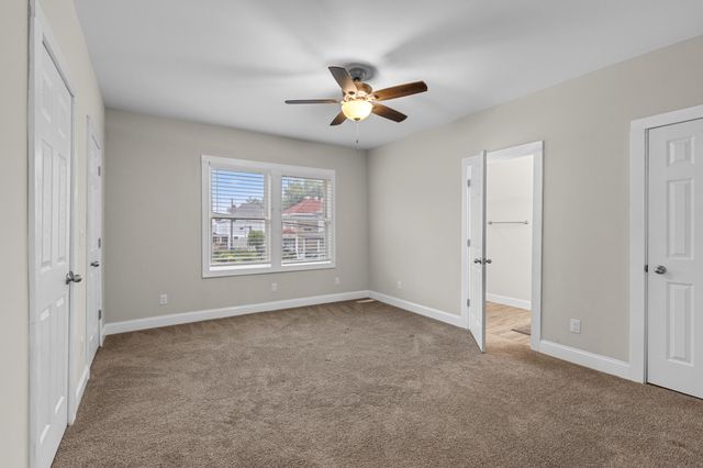 102 W Walnut Street, Southgate, KY 41071