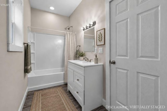102 W Walnut Street, Southgate, KY 41071