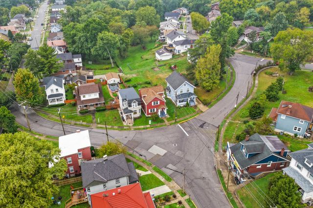 102 W Walnut Street, Southgate, KY 41071