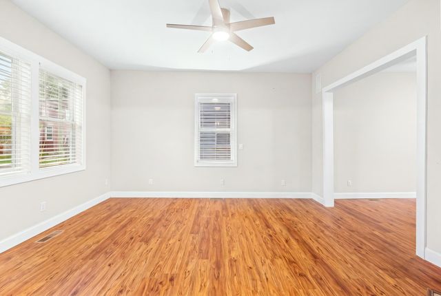 102 W Walnut Street, Southgate, KY 41071