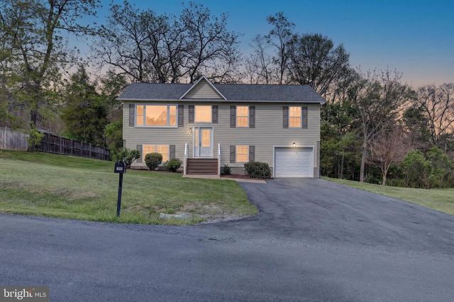 213 BLACK OAK DR, Maurertown, VA 22644