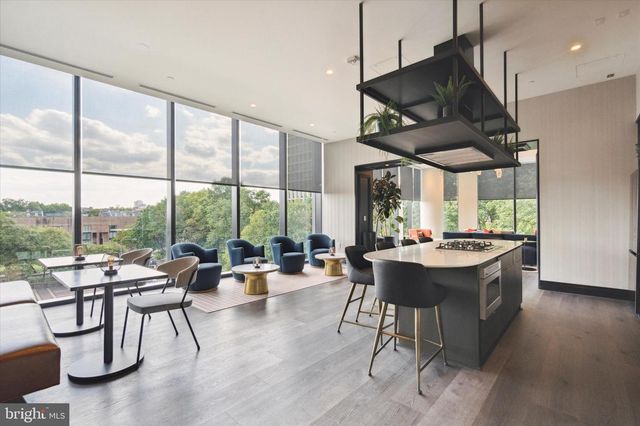 15 Dock St # 2110, Philadelphia, PA 19106