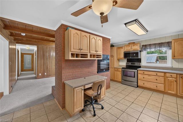 4010 Kernersville Road, Winston-salem, NC 27107