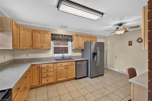 4010 Kernersville Road, Winston-salem, NC 27107